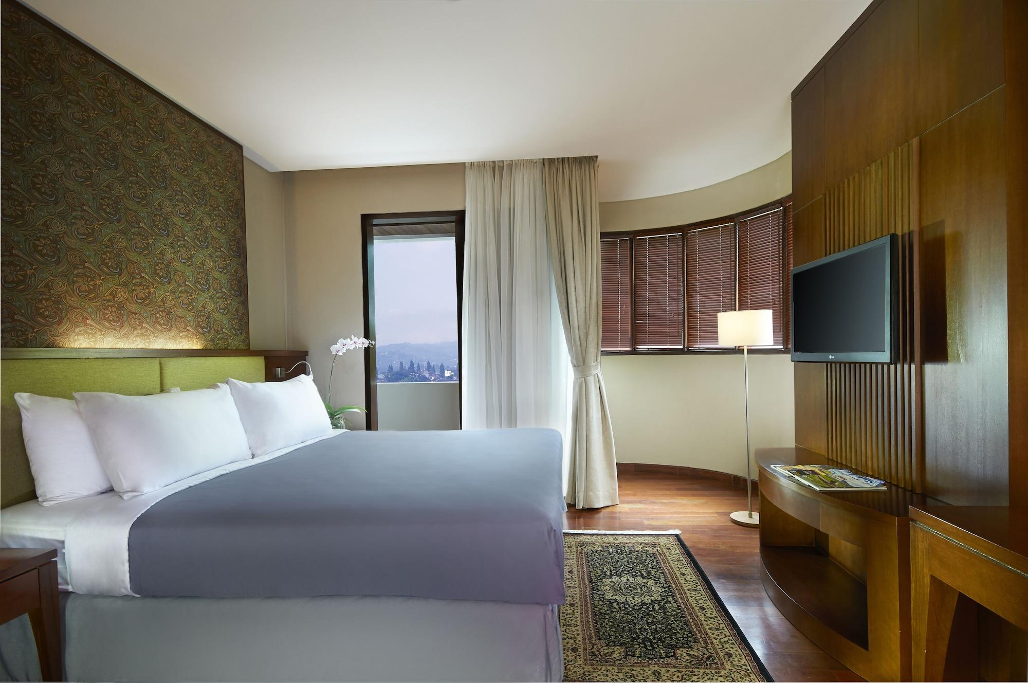 Hotel House Sangkuriang Bandung Exteriér fotografie