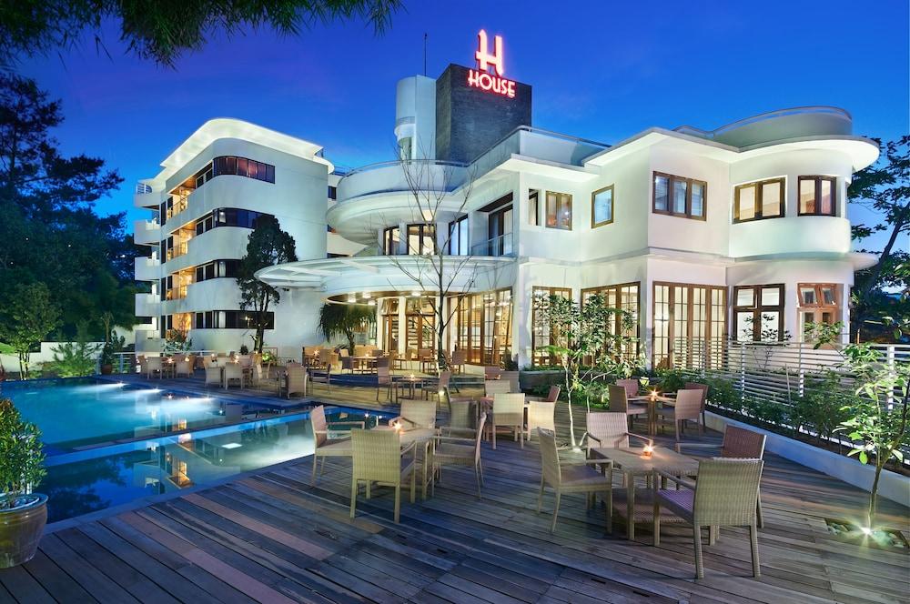 Hotel House Sangkuriang Bandung Exteriér fotografie