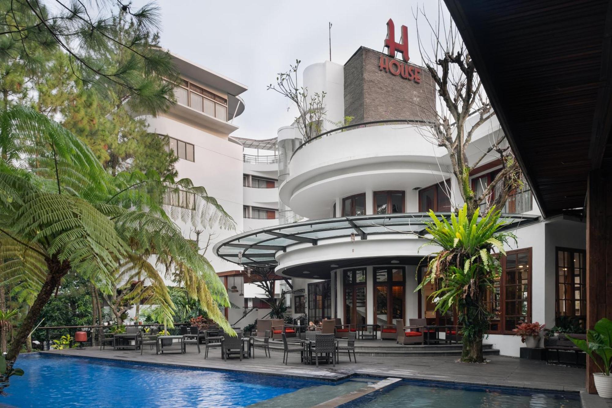 Hotel House Sangkuriang Bandung Exteriér fotografie